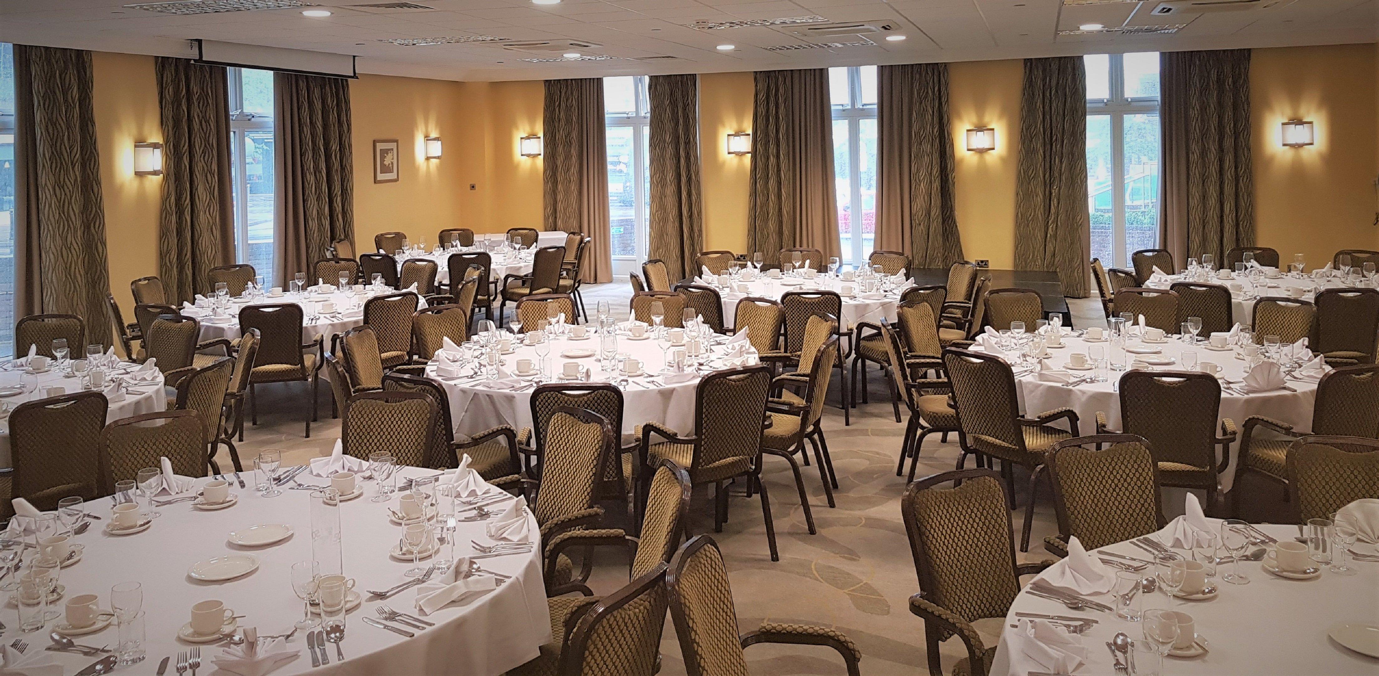 Holiday Inn Kenilworth - Warwick By Ihg Exterior foto